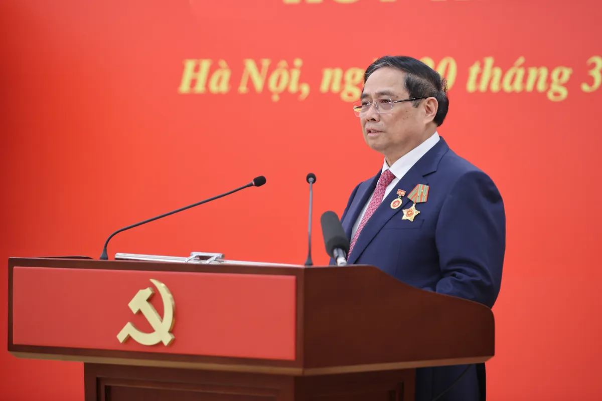 Tổng B&iacute; thư T&ocirc; L&acirc;m trao Hu&acirc;n chương Qu&acirc;n c&ocirc;ng hạng nhất tặng c&aacute;c đồng ch&iacute; l&atilde;nh đạo, nguy&ecirc;n l&atilde;nh đạo - Ảnh 5.