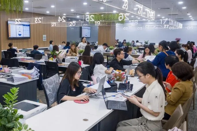 Vinhomes Hải V&acirc;n Bay khai trương VPBH tại H&agrave; Nội, d&ograve;ng vốn ph&iacute;a Bắc v&agrave;o đ&ocirc; thị vịnh biển miền Trung ng&agrave;y c&agrave;ng mạnh- Ảnh 2.