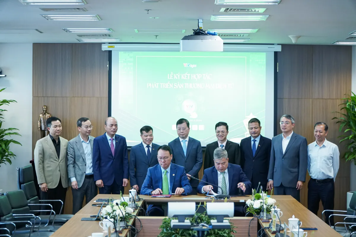 Lễ ký kết hợp tác phát triển sàn thương mại điện tử VTVshop- Ảnh 4. Lễ ký kết hợp tác phát triển sàn thương mại điện tử VTVshop- Ảnh 4.