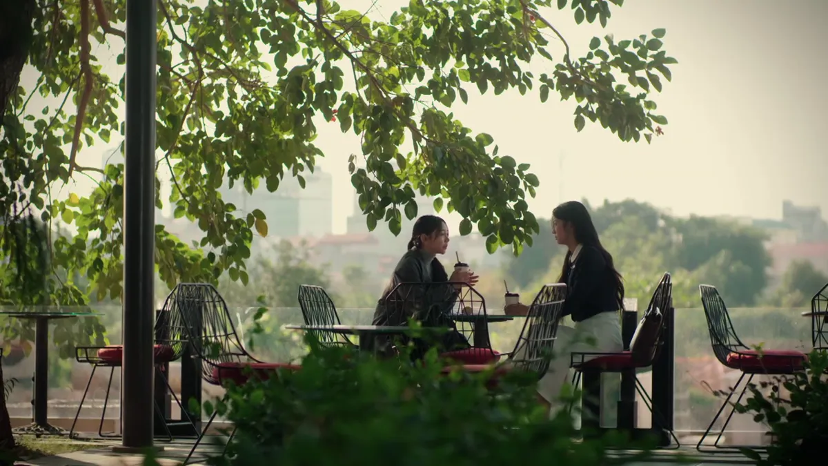 Bước chân vào đời - Tập 16: Trang bị đánh ghen, duy nhất Hưng tin và bảo vệ cô- Ảnh 1. Bước chân vào đời - Tập 16: Trang bị đánh ghen, duy nhất Hưng tin và bảo vệ cô- Ảnh 1.