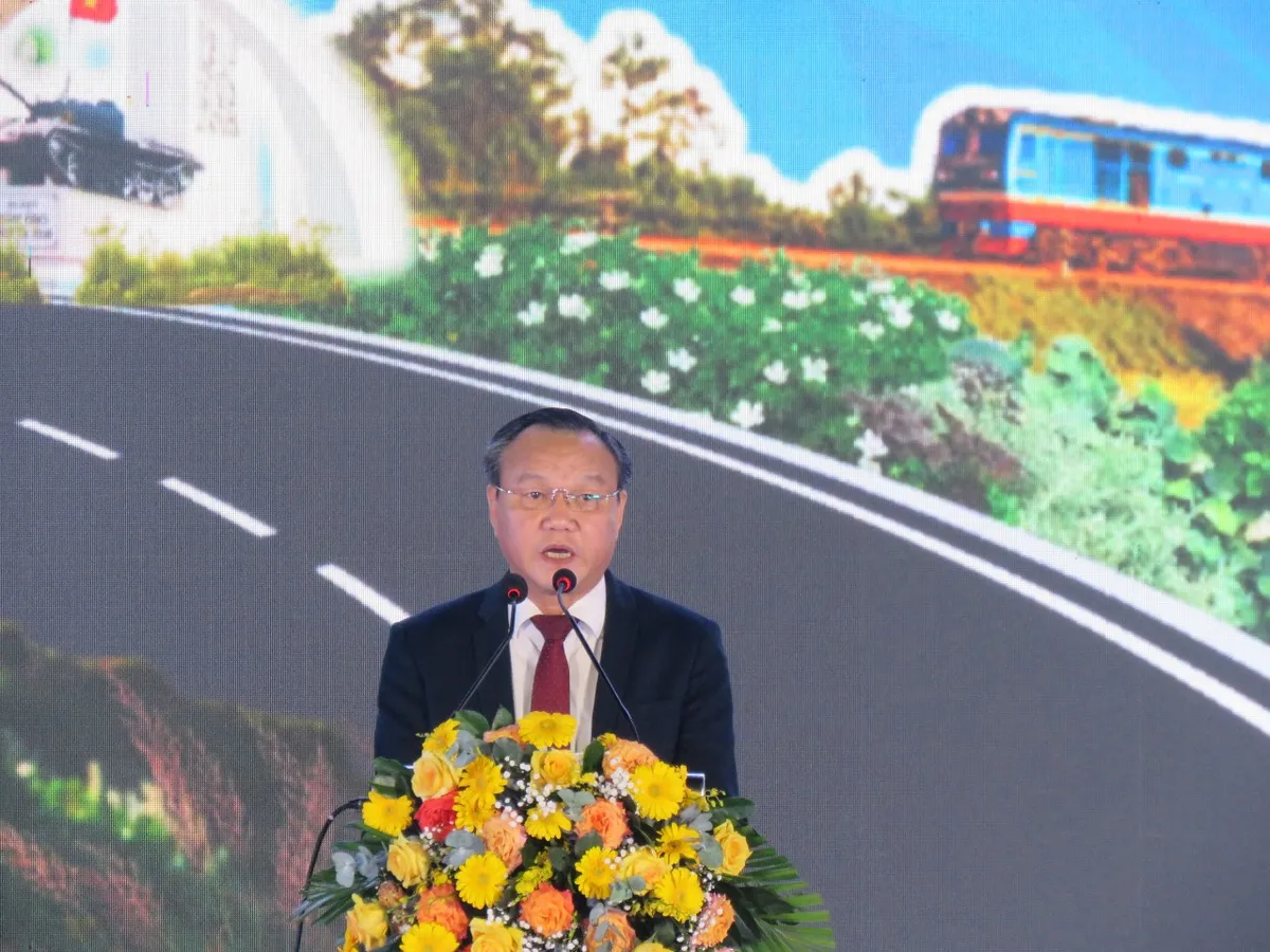 Đánh thức ‘mạch nguồn di sản’: Đắk Lắk khai màn chiến dịch kích cầu du lịch 2026 từ miền biển Tuy Hòa- Ảnh 1. Đánh thức ‘mạch nguồn di sản’: Đắk Lắk khai màn chiến dịch kích cầu du lịch 2026 từ miền biển Tuy Hòa- Ảnh 1.