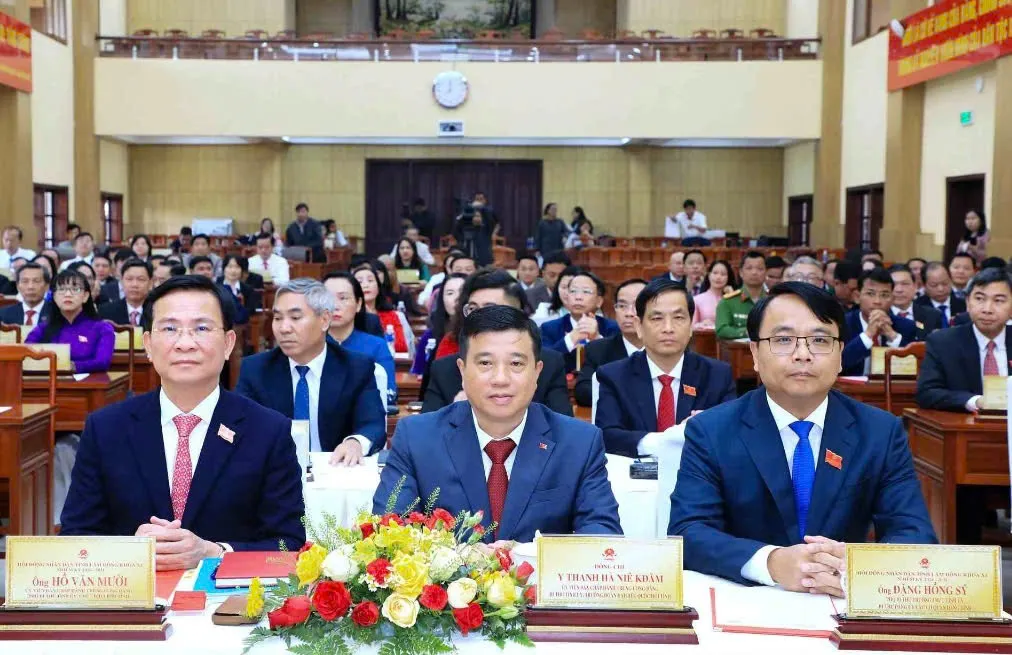 Ông Lưu Văn Trung tái đắc cử Chủ tịch HĐND tỉnh Lâm Đồng nhiệm kỳ 2026-2031 - Ảnh 2.