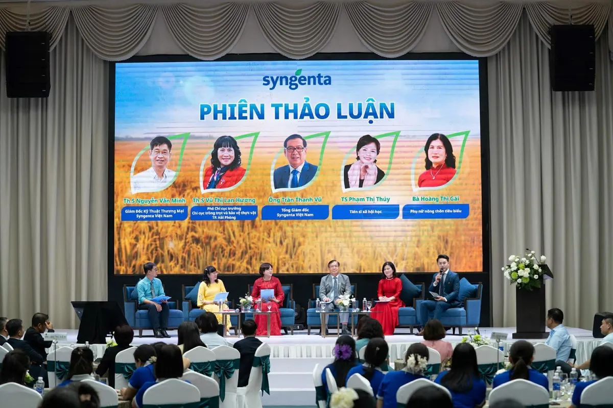 N&acirc;ng bước phụ nữ n&ocirc;ng th&ocirc;n Việt - Gieo y&ecirc;u thương, gặt th&agrave;nh c&ocirc;ng - Ảnh 1.