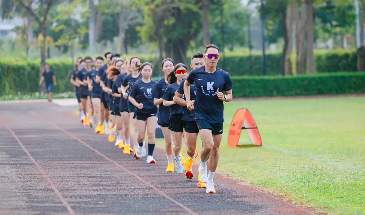 Chạy bộ: Lối sống hay cuộc đua theo tr&agrave;o lưu?- Ảnh 2.