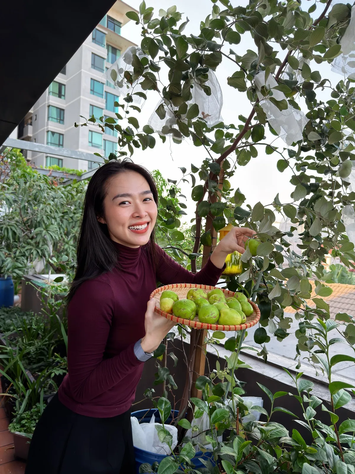 Điểm tin sao Việt: T&acirc;n Hoa hậu Phương Oanh được chị g&aacute;i song sinh ủng hộ hết l&ograve;ng- Ảnh 5.