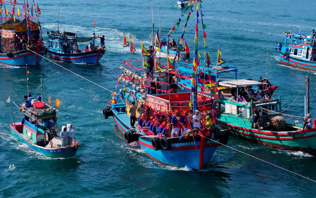 Lễ hội Cầu Ngư của ngư dân Vĩnh Trường (phường Nam Nha Trang, Khánh Hòa)