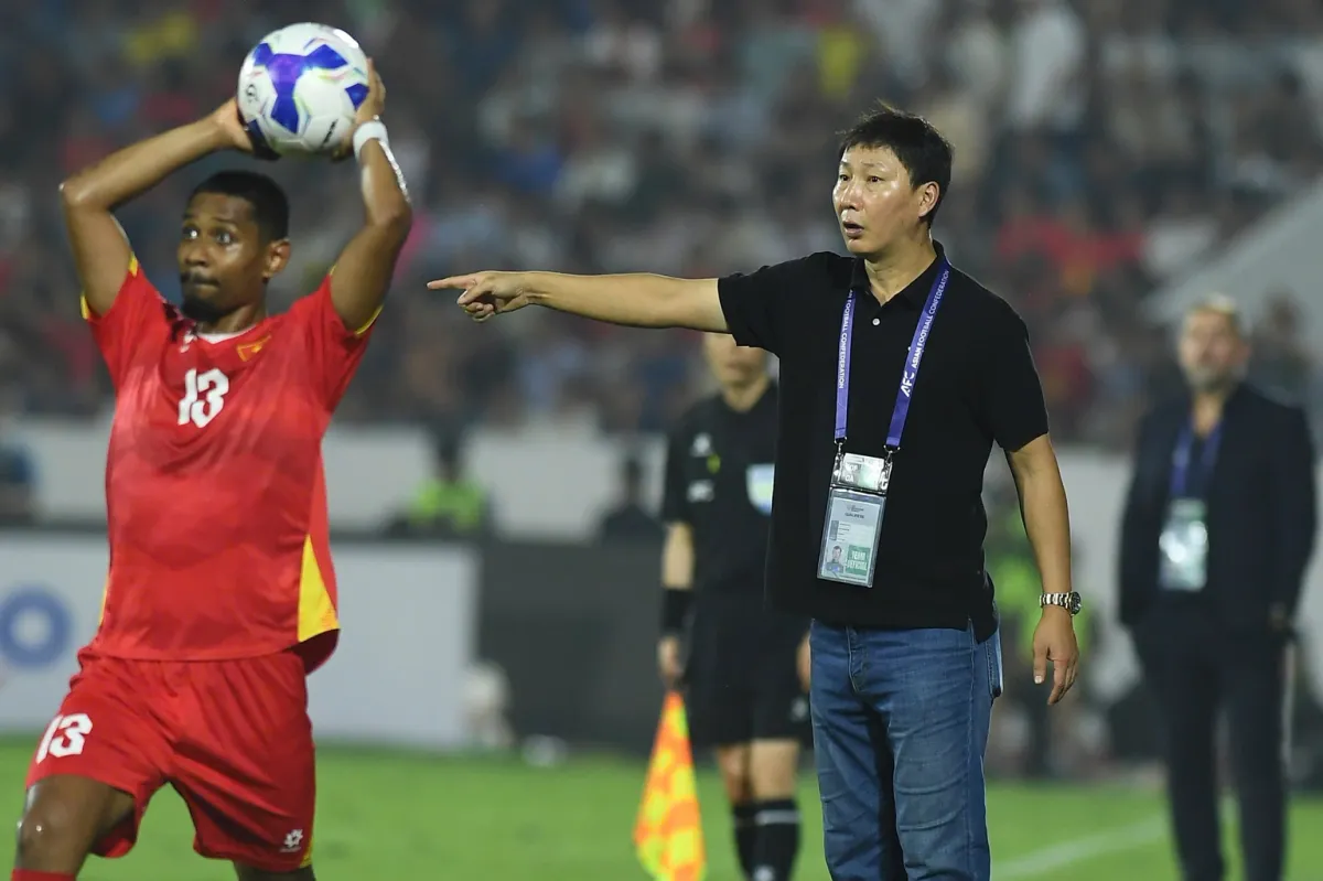 Tuyển Việt Nam thắng Malaysia 3-1, to&agrave;n thắng v&ograve;ng loại Asian Cup 2027- Ảnh 1.