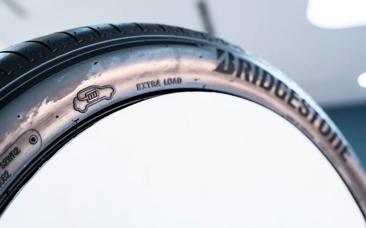 Xe điện và hybrid dần trở thành lựa chọn được ưu tiên, đòi hỏi các sản phẩm phụ trợ như lốp xe phải được nâng cấp để đáp ứng yêu cầu vận hành mới của thị trường.