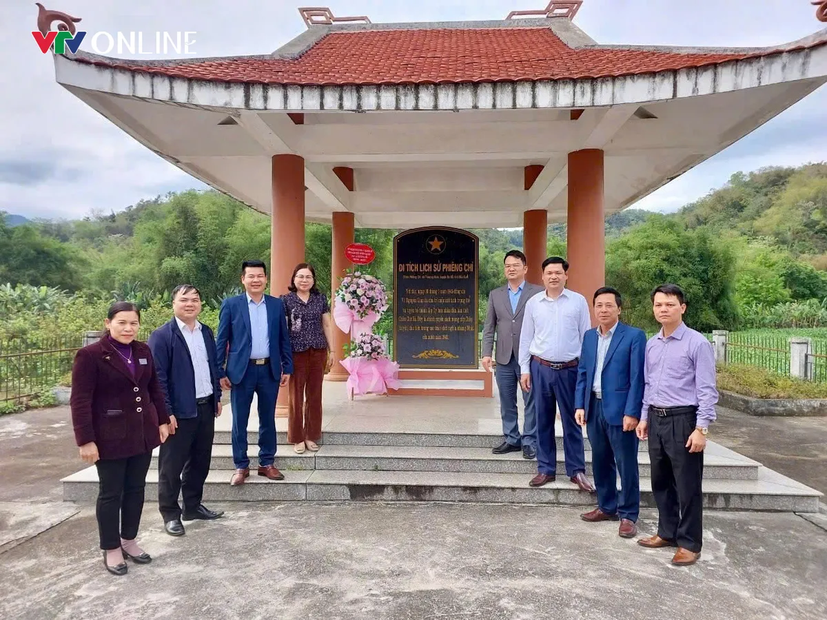 Về Phi&ecirc;ng Ch&igrave; nơi th&agrave;nh lập ch&iacute;nh quyền đầu ti&ecirc;n của cả nước - Ảnh 3.