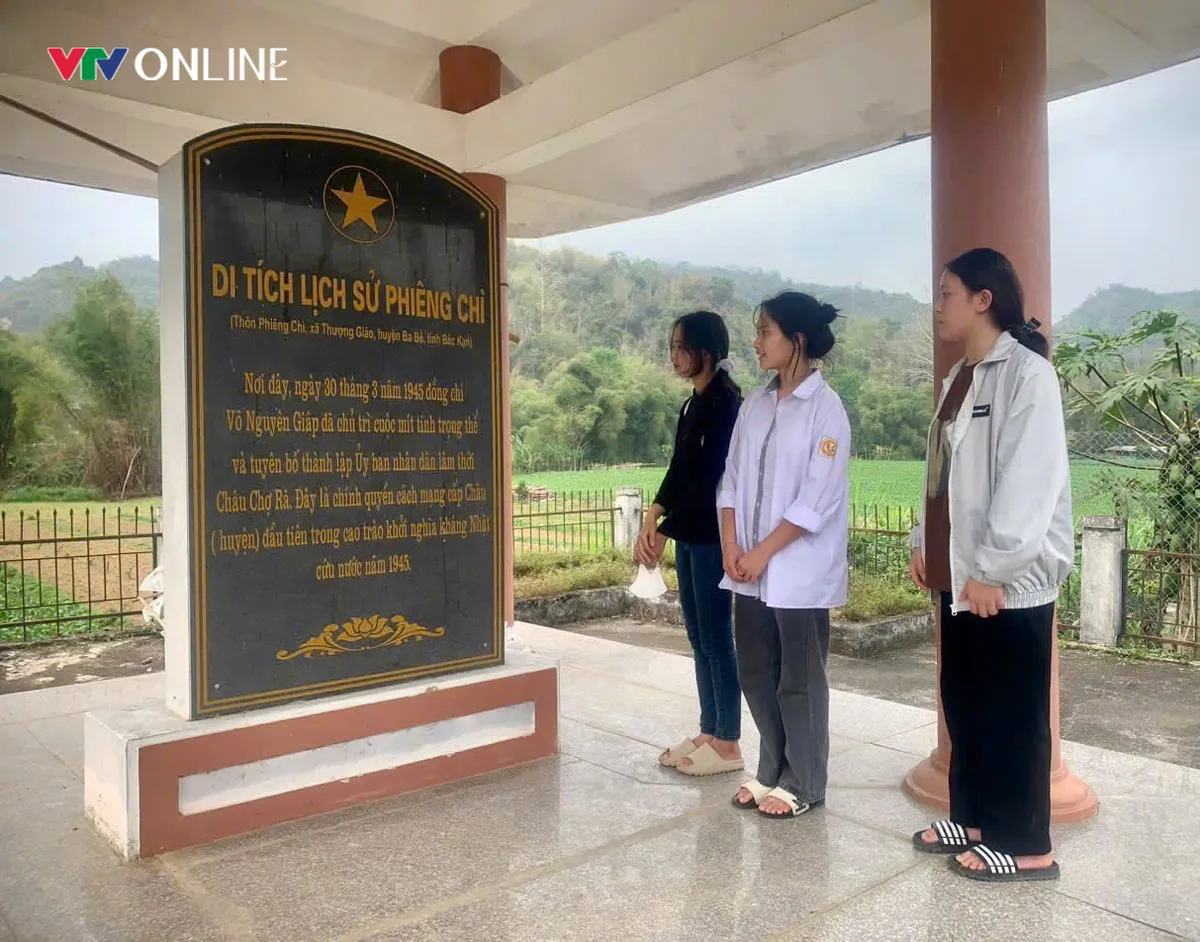 Về Phi&ecirc;ng Ch&igrave; nơi th&agrave;nh lập ch&iacute;nh quyền đầu ti&ecirc;n của cả nước - Ảnh 2.