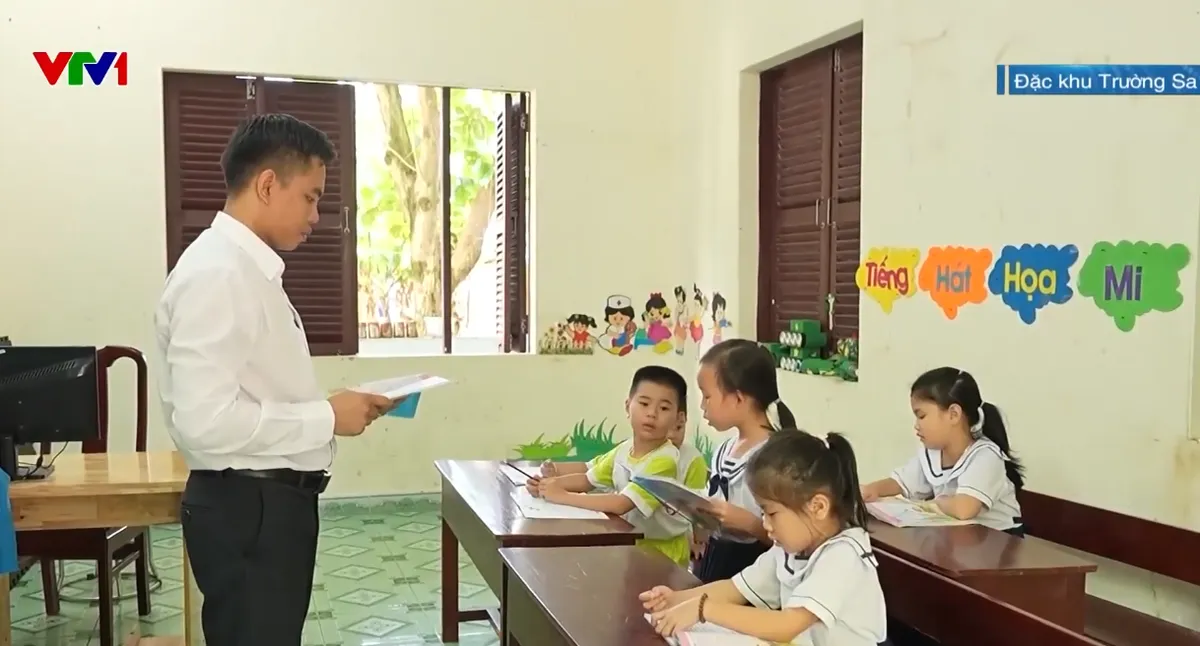 Cuộc sống thanh b&igrave;nh, ấm &aacute;p tr&ecirc;n đảo Trường Sa - Ảnh 1.