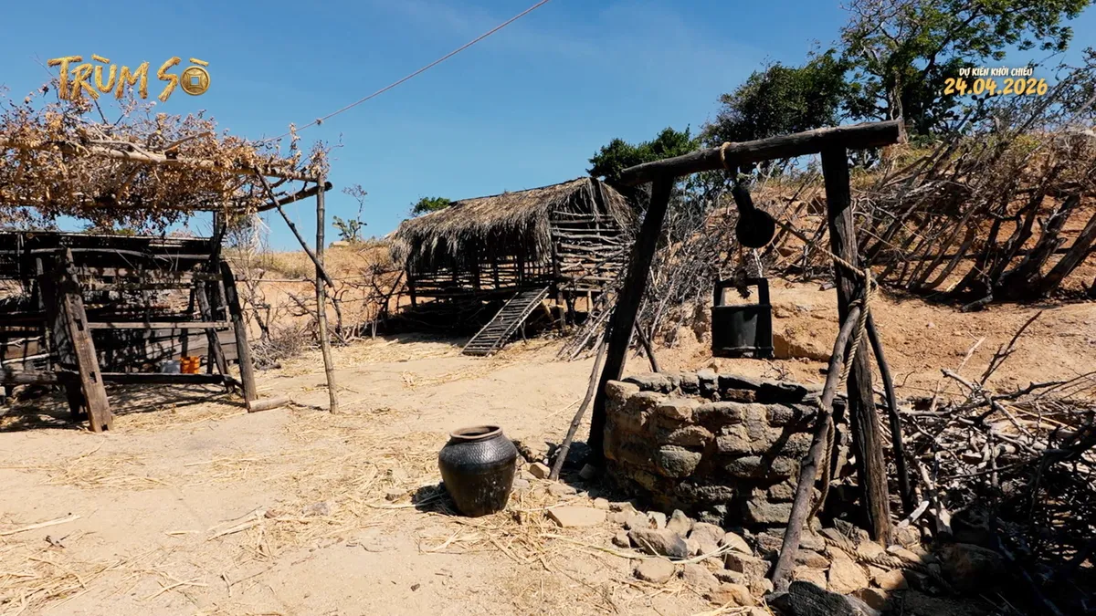 Dàn diễn viên phim Trùm Sò 'thử lửa' ở miền Trung- Ảnh 2. Dàn diễn viên phim Trùm Sò 'thử lửa' ở miền Trung- Ảnh 2.