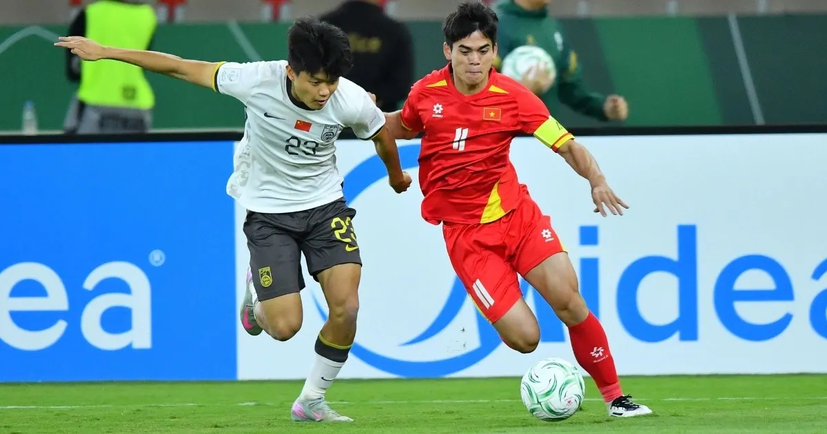U23 Trung Quốc thắng tối thiểu U23 Việt Nam nhưng lỡ chức v&ocirc; địch CFA Team China 2026- Ảnh 1.