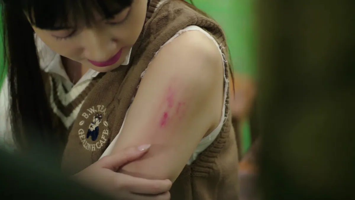 Bước chân vào đời - Tập 17: Trang được minh oan khỏi mác 'trà xanh'- Ảnh 3. Bước chân vào đời - Tập 17: Trang được minh oan khỏi mác 'trà xanh'- Ảnh 3.