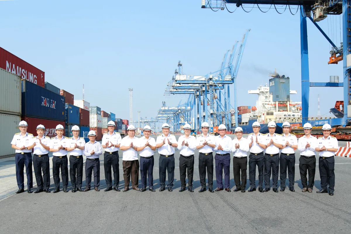 Cần Thơ v&agrave; T&acirc;n Cảng S&agrave;i G&ograve;n th&uacute;c đẩy hợp t&aacute;c, mở rộng hạ tầng logistics - Ảnh 2.