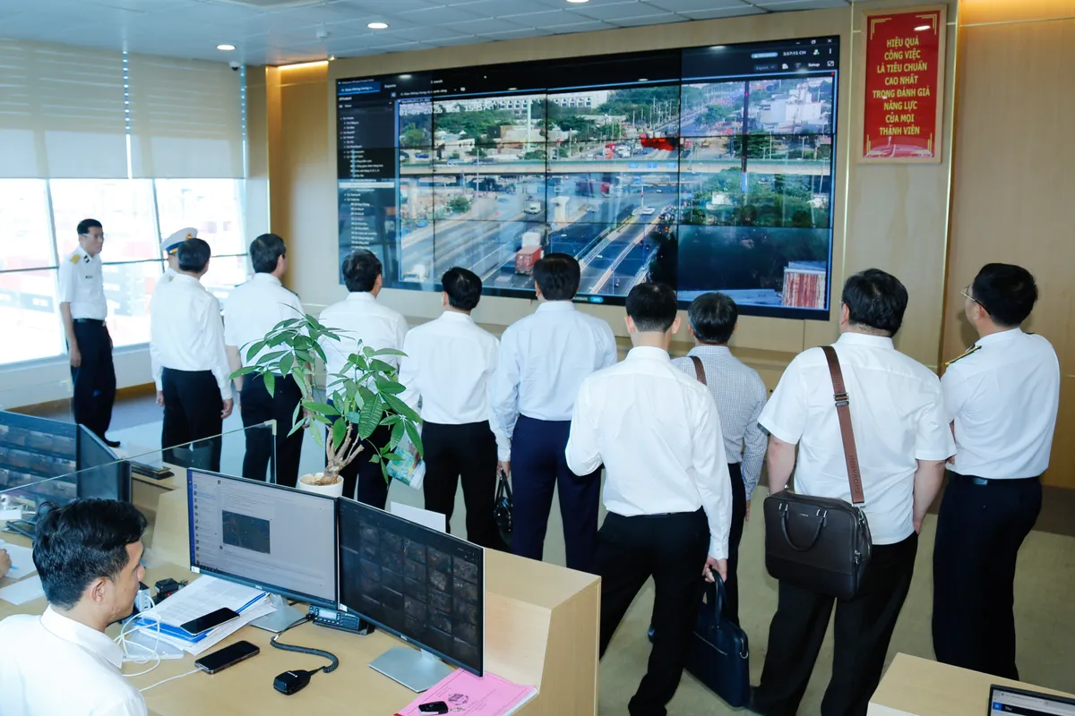 Cần Thơ v&agrave; T&acirc;n Cảng S&agrave;i G&ograve;n th&uacute;c đẩy hợp t&aacute;c, mở rộng hạ tầng logistics - Ảnh 1.