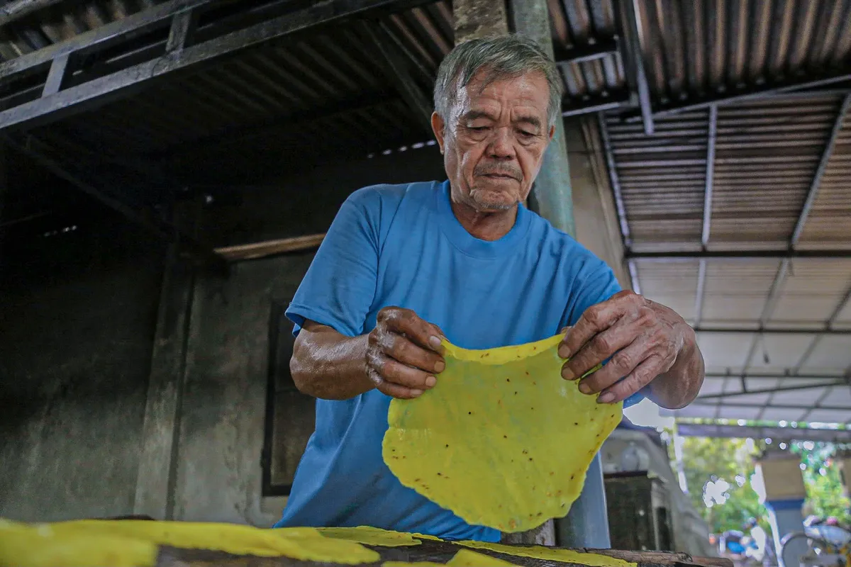 Giữ lửa b&aacute;nh tr&aacute;ng Lựu Bảo- Ảnh 5.