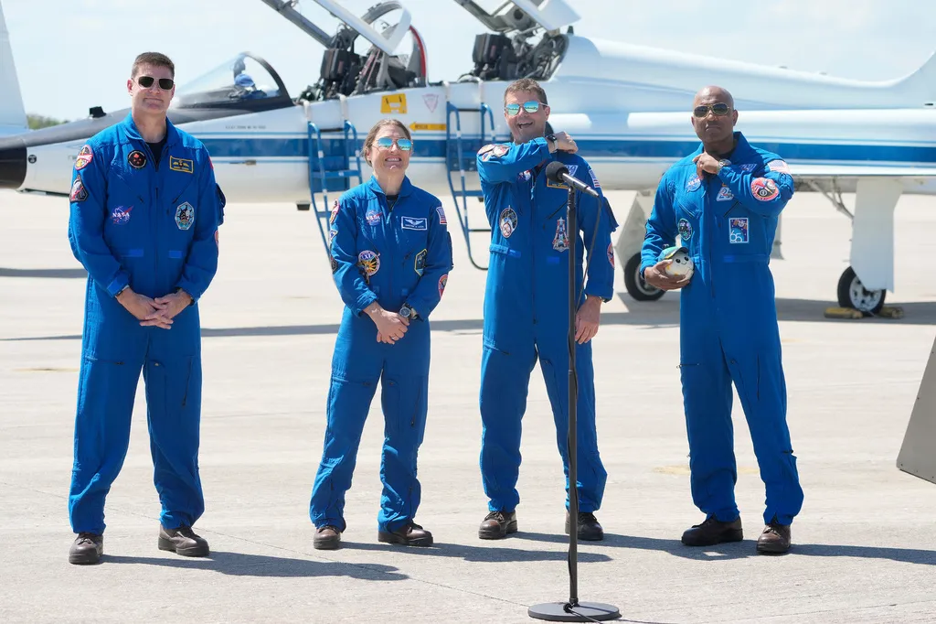 Sứ mệnh đưa người bay quanh Mặt Trăng sau hơn 50 năm- Ảnh 2.