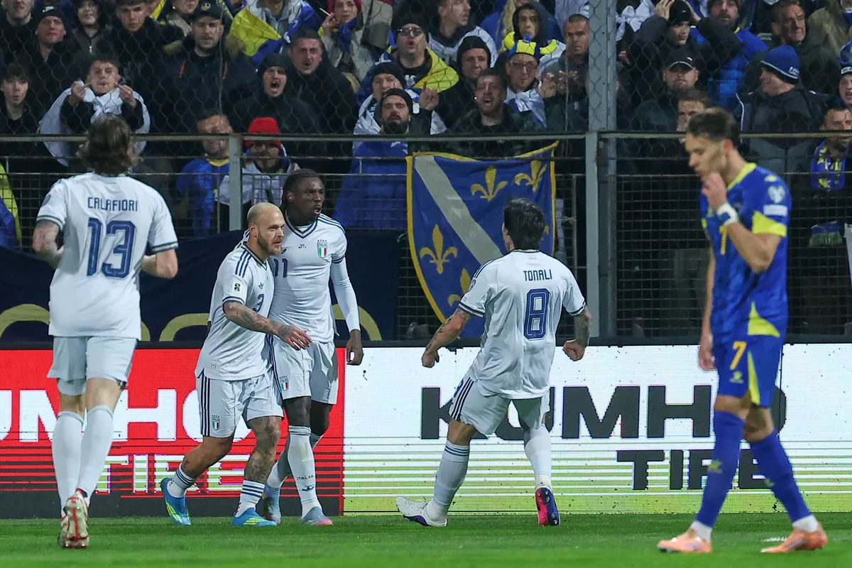 Italy th&ecirc;m một lần lỡ hẹn World Cup- Ảnh 1.