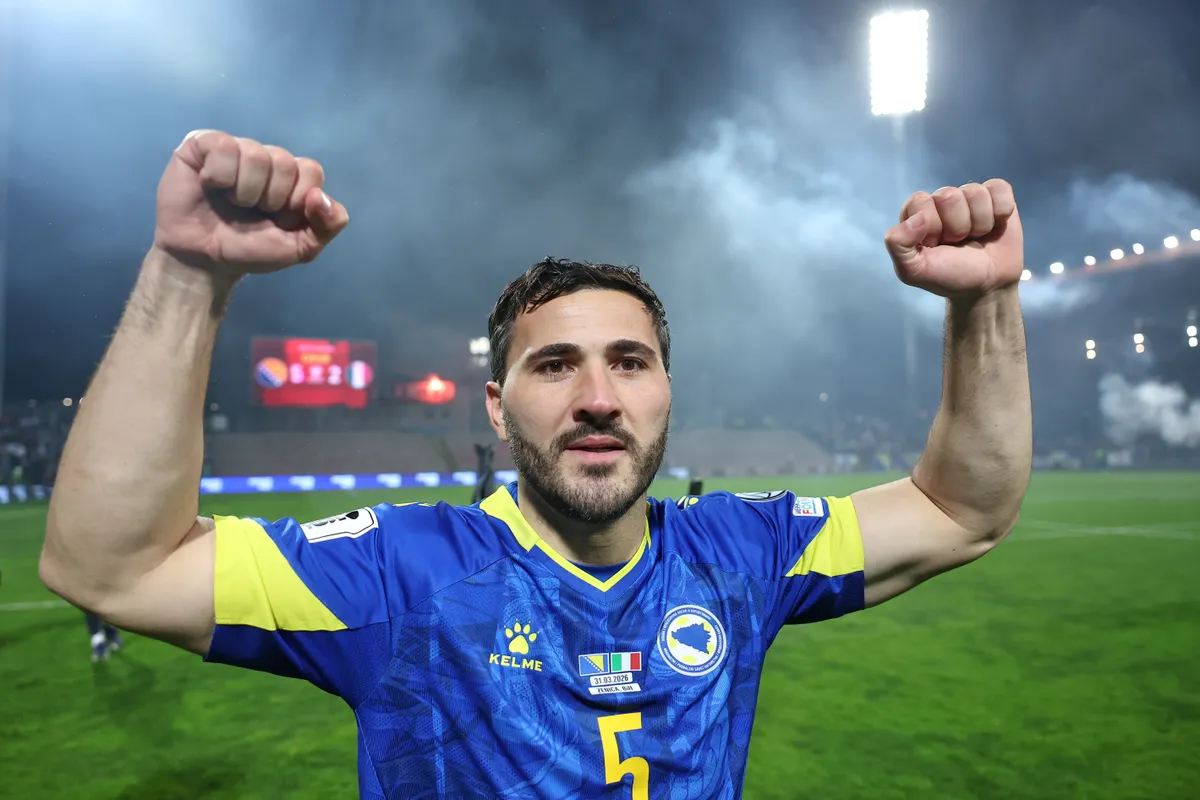 Italy th&ecirc;m một lần lỡ hẹn World Cup- Ảnh 4.