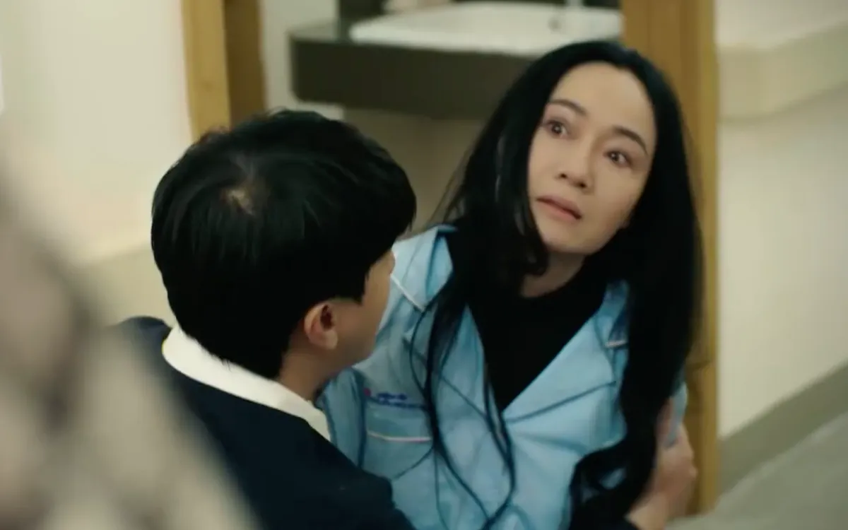 Bước ch&acirc;n v&agrave;o đời - Tập 18: Bố mẹ Qu&acirc;n li&ecirc;n tục g&acirc;y &aacute;p lực buộc Thương phải chia tay- Ảnh 12.