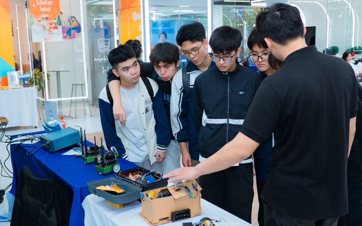 Ng&agrave;nh b&aacute;n dẫn Việt Nam trước cơ hội lớn trong l&agrave;n s&oacute;ng AI- Ảnh 1.