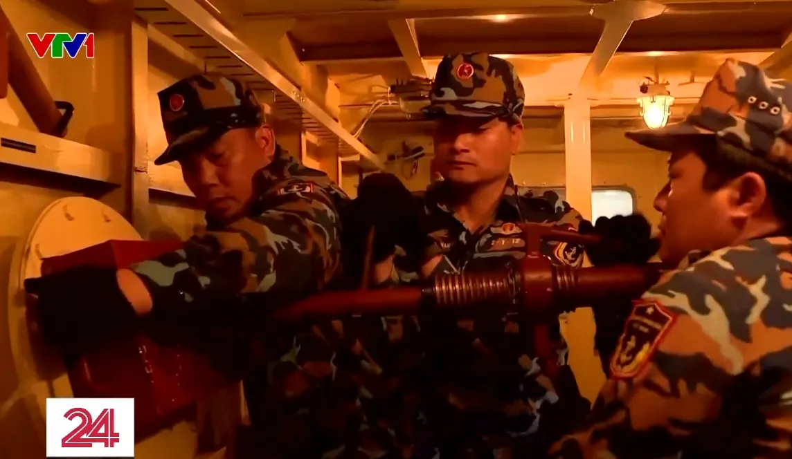 Ứng dụng công nghệ hiện đại trong huấn luyện bảo vệ sức sống tàu - Ảnh 1.