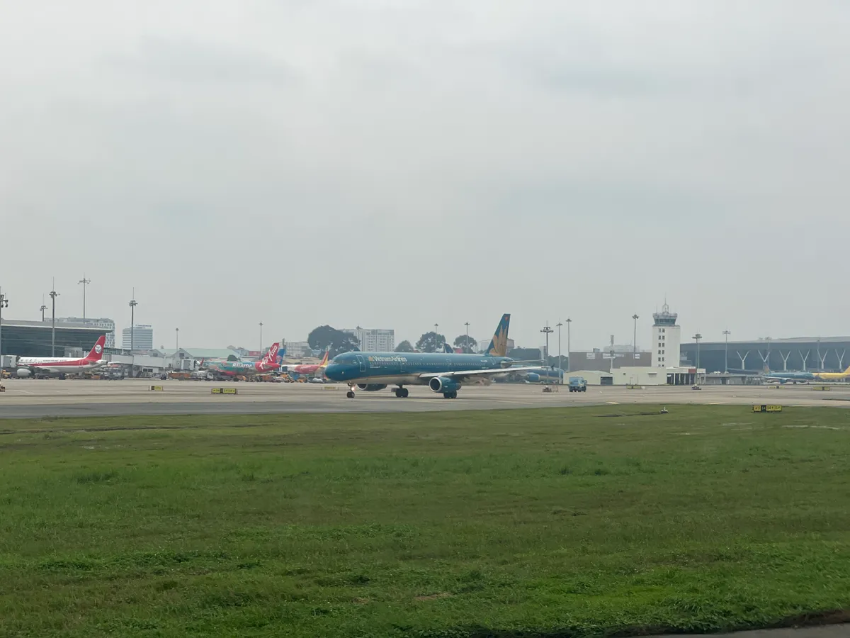 Ng&agrave;nh h&agrave;ng kh&ocirc;ng sắp xếp mạng bay bất đắc dĩ, nhiều đường bay tạm dừng từ 1/4 - Ảnh 1.