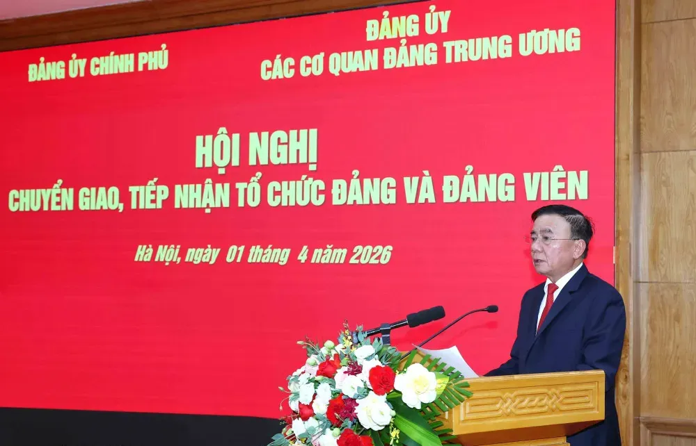 Chuyển giao 5 Đảng bộ về Đảng ủy c&aacute;c cơ quan Đảng Trung ương- Ảnh 3.
