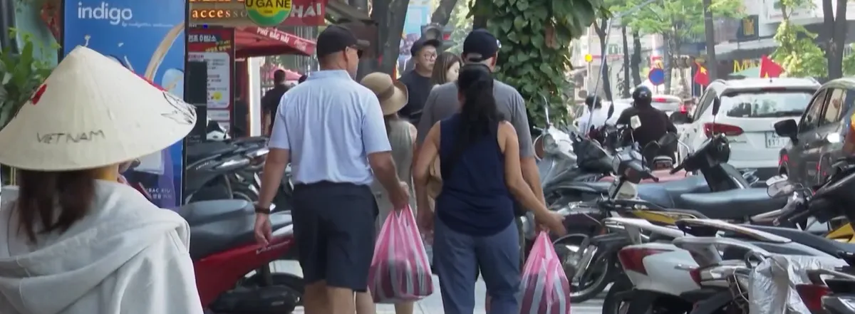 Từ 1/4: &Aacute;p dụng chế t&agrave;i xử phạt vi phạm trật tự đ&ocirc; thị- Ảnh 5.