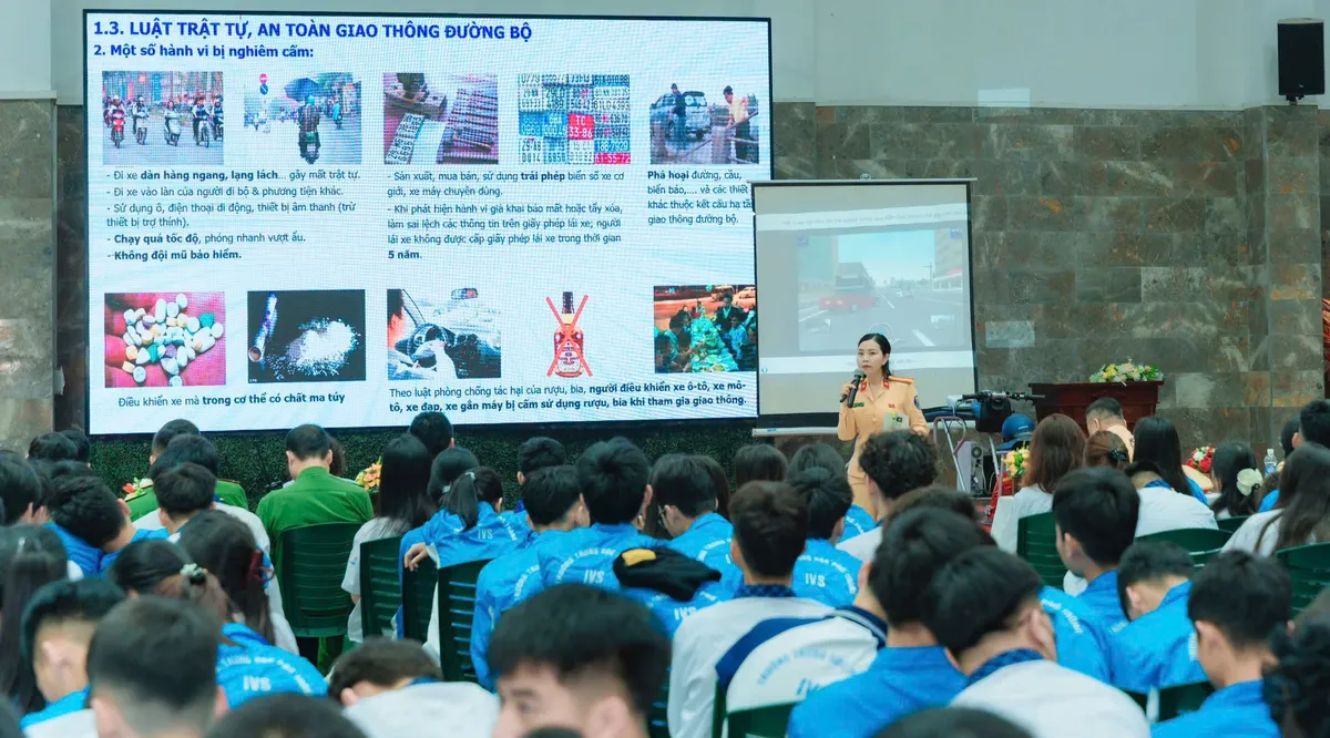 H&agrave; Nội: Xử l&yacute; 1.136 học sinh vi phạm giao th&ocirc;ng trong th&aacute;ng 3/2026 - Ảnh 2.