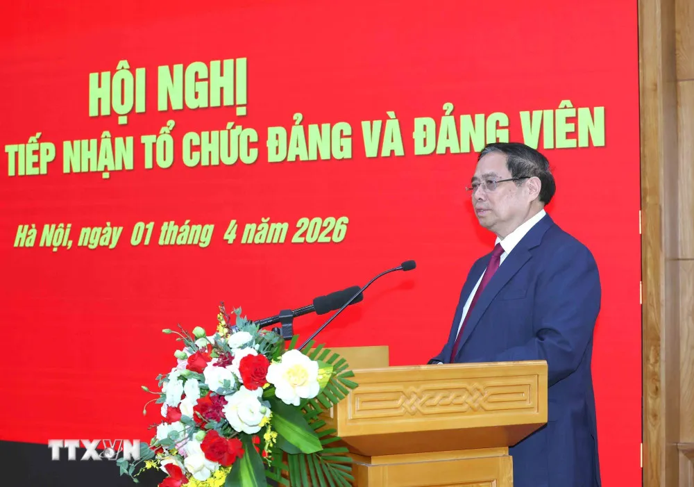 Chuyển giao, tiếp nhận tổ chức đảng v&agrave; đảng vi&ecirc;n giữa Đảng ủy Ch&iacute;nh phủ v&agrave; Đảng ủy c&aacute;c cơ quan Đảng TW - Ảnh 3.