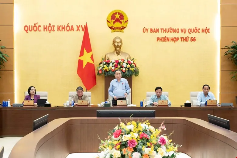 Bế mạc Phi&ecirc;n họp thường kỳ cuối c&ugrave;ng của Ủy ban Thường vụ Quốc hội kh&oacute;a XV - Ảnh 1.