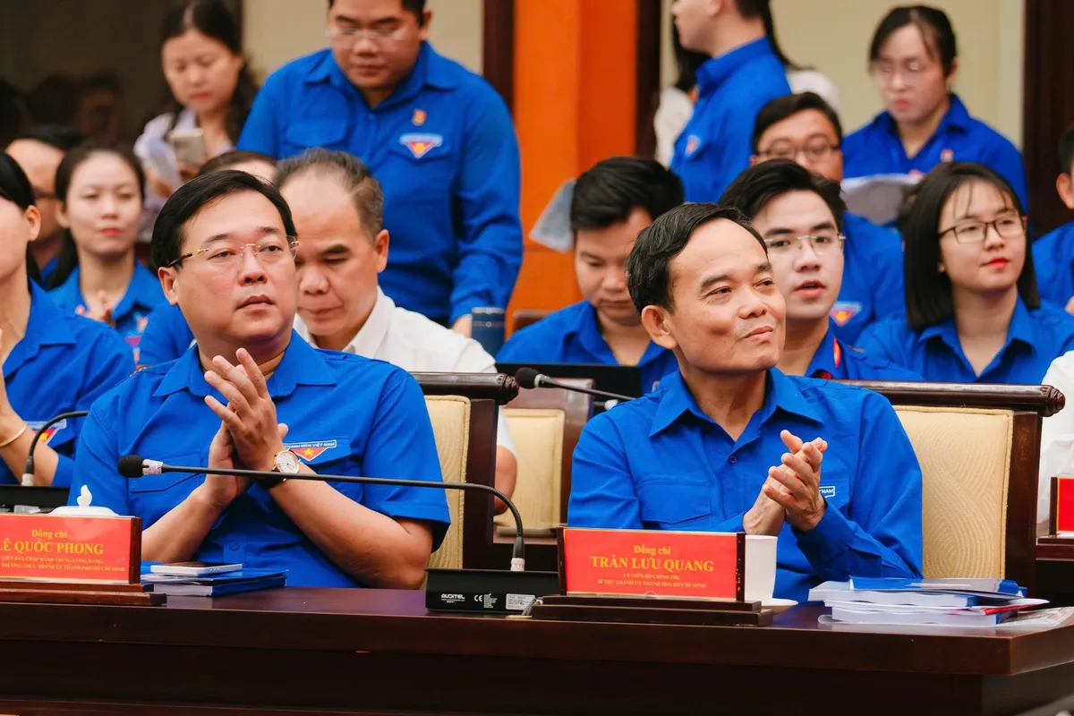 Bí thư TP Hồ Chí Minh đối thoại với thanh niên - Ảnh 1.