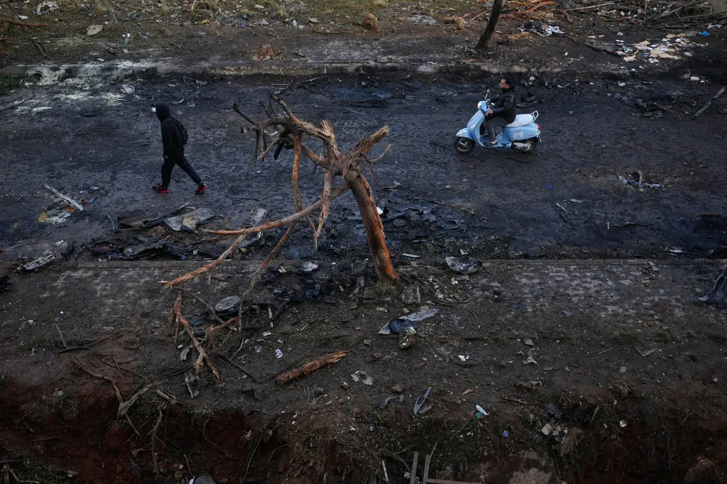 Israel kh&ocirc;ng k&iacute;ch Beirut, &iacute;t nhất 7 người thiệt mạng- Ảnh 1.