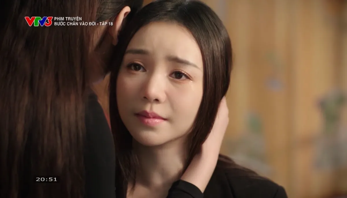 Bước ch&acirc;n v&agrave;o đời - Tập 18: Bố mẹ Qu&acirc;n li&ecirc;n tục g&acirc;y &aacute;p lực buộc Thương phải chia tay- Ảnh 22.
