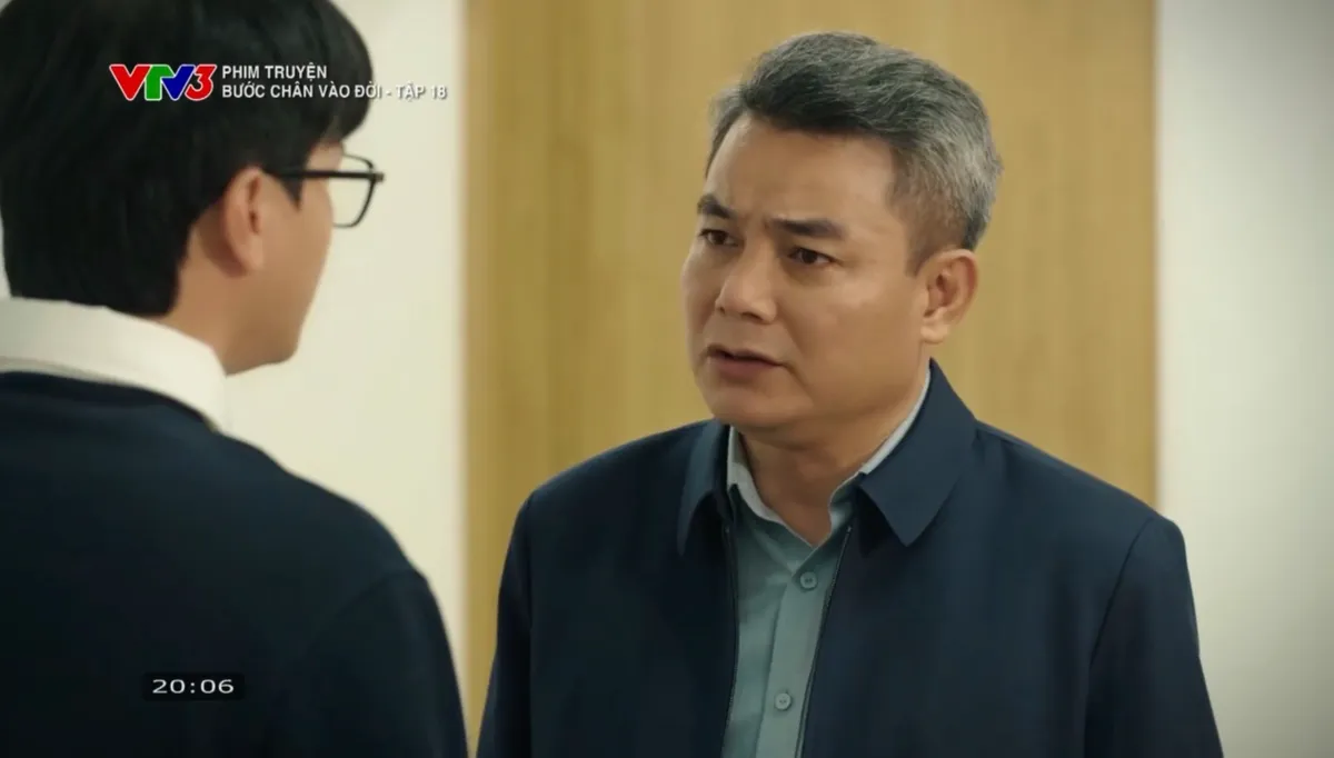 Bước ch&acirc;n v&agrave;o đời - Tập 18: Bố mẹ Qu&acirc;n li&ecirc;n tục g&acirc;y &aacute;p lực buộc Thương phải chia tay- Ảnh 17.