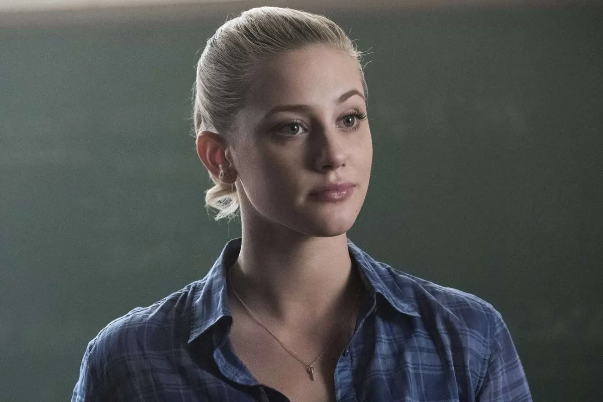 Đẹp như "N&agrave;ng thơ" trong MV của BTS vẫn bị &aacute;p lực về ngoại h&igrave;nh - Ảnh 1.