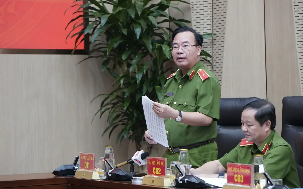 Cơ quan điều tra mở rộng l&agrave;m r&otilde; dấu hiệu sản xuất, bu&ocirc;n b&aacute;n h&agrave;ng giả trong hệ sinh th&aacute;i Ho&agrave;ng Hường- Ảnh 1.