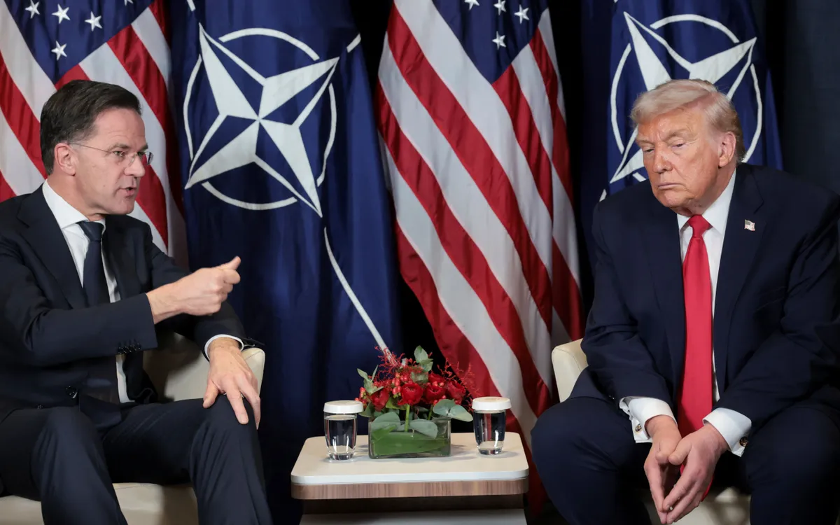 Tổng thống Mỹ Donald Trump gặp Tổng thư ký NATO Mark Rutte tại Diễn đàn Kinh tế Thế giới ở Davos, Thụy Sĩ, ngày 21/1/2026. (Ảnh: Reuters)