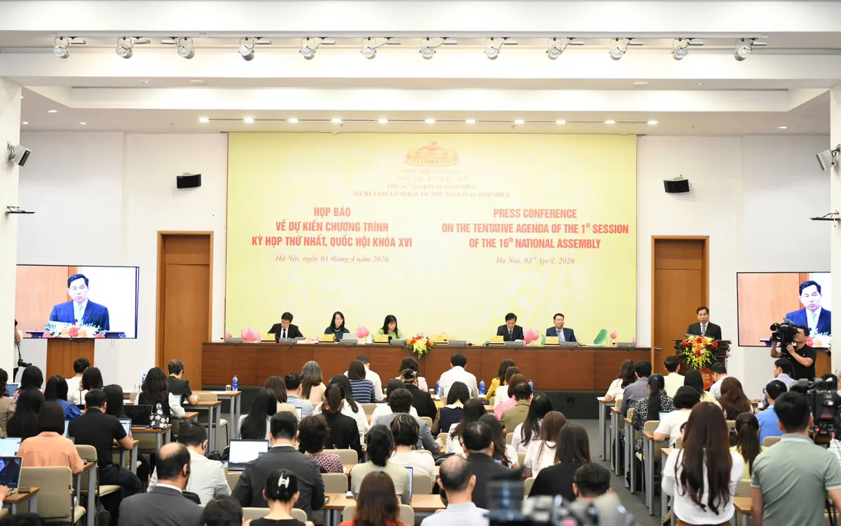 Quang cảnh họp báo