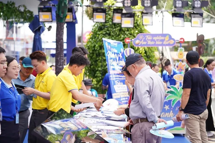 Ng&agrave;y hội Du lịch TP. Hồ Ch&iacute; Minh 2026: Nỗ lực giữ gi&aacute; tour, tung loạt ưu đ&atilde;i k&iacute;ch cầu dịp Lễ, H&egrave;
- Ảnh 1.
