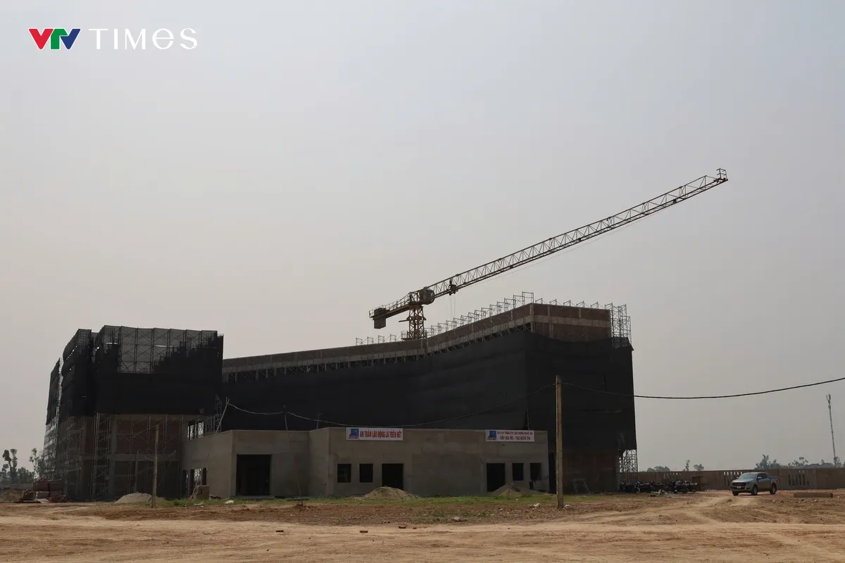 Đẩy nhanh tiến độ dự &aacute;n trường chuy&ecirc;n nổi tiếng h&agrave;ng trăm tỷ tại Nghệ An - Ảnh 1.