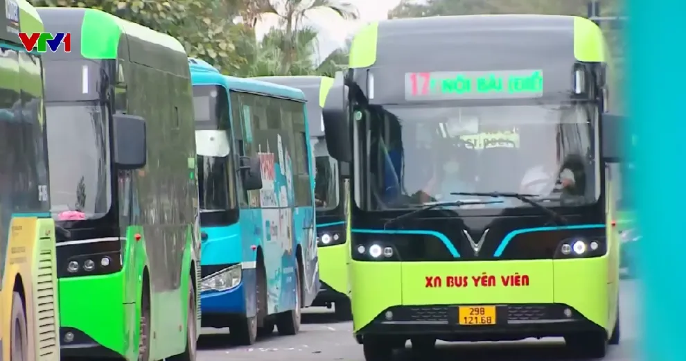 H&agrave; Nội sẽ c&oacute; 35% xe bu&yacute;t năng lượng sạch - Ảnh 1.