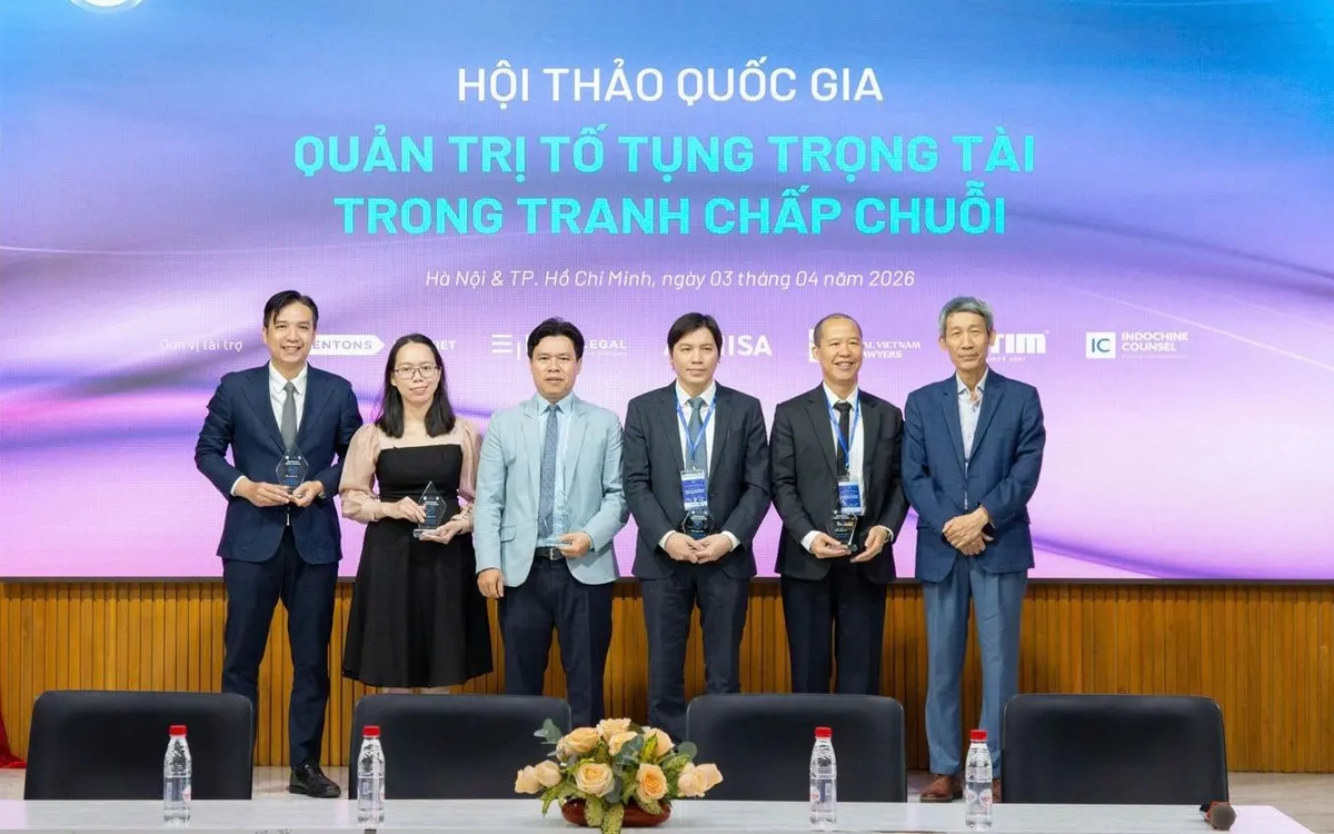 Hội thảo Quốc gia với chủ đề "Quản trị tố tụng trọng tài trong tranh chấp chuỗi" thu hút hơn 300 đại biểu là chuyên gia, nhà nghiên cứu, luật sư, trọng tài viên và đại diện doanh nghiệp tham dự.
