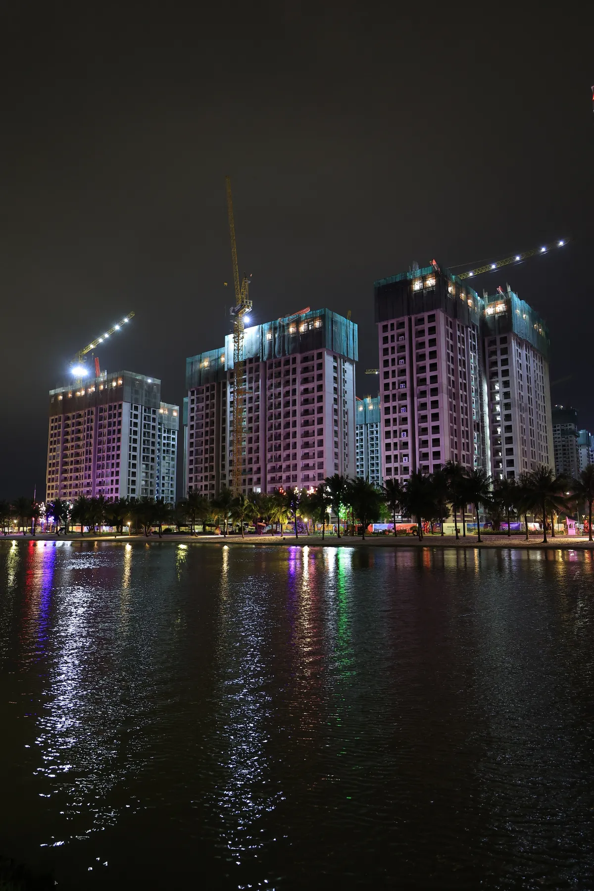 Năm 2026: Gi&aacute; chung cư c&oacute; hạ nhiệt? - Ảnh 3.