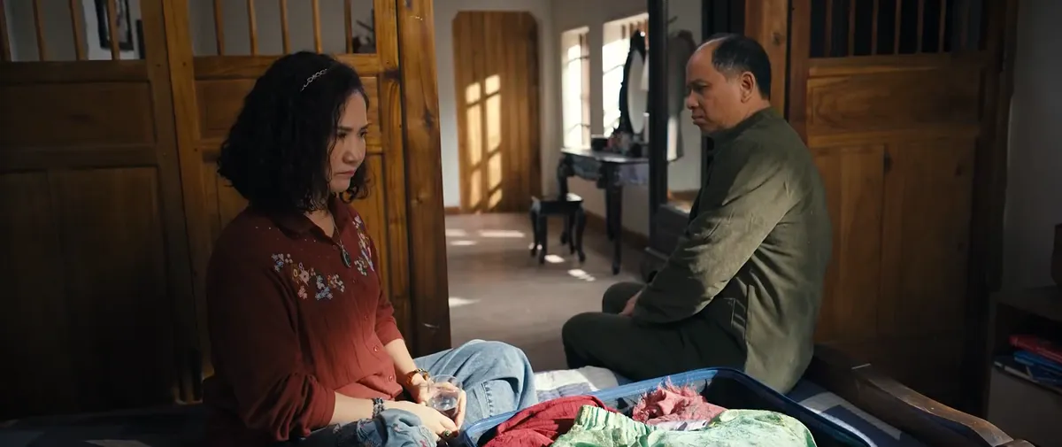 Ngược đường ngược nắng - Tập 3: Mai đáp trả cực gắt khi bị mẹ Trung vu khống - Ảnh 1.