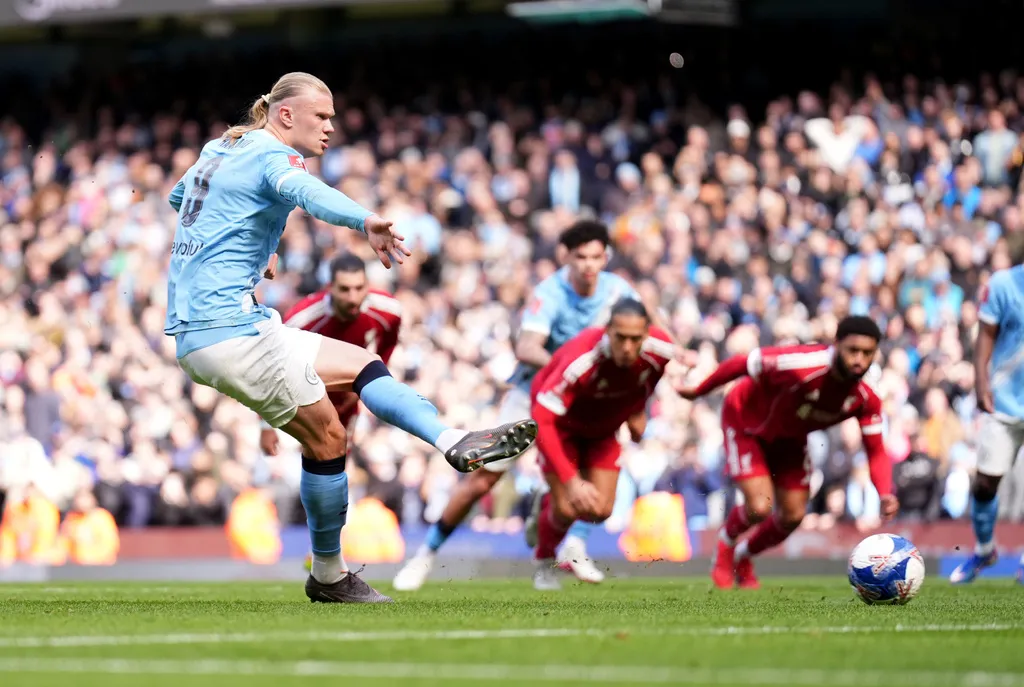 Haaland lập hat-trick, Man City đè bẹp Liverpool 4-0 tại FA Cup- Ảnh 1.