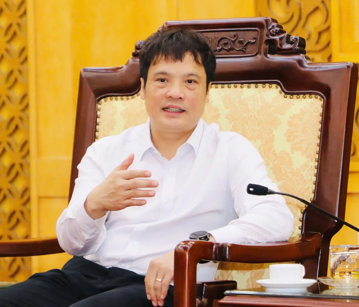 Th&uacute;c đẩy hợp t&aacute;c chuyển đổi số v&agrave; gi&aacute;o dục tại tỉnh Ninh B&igrave;nh - Ảnh 1.