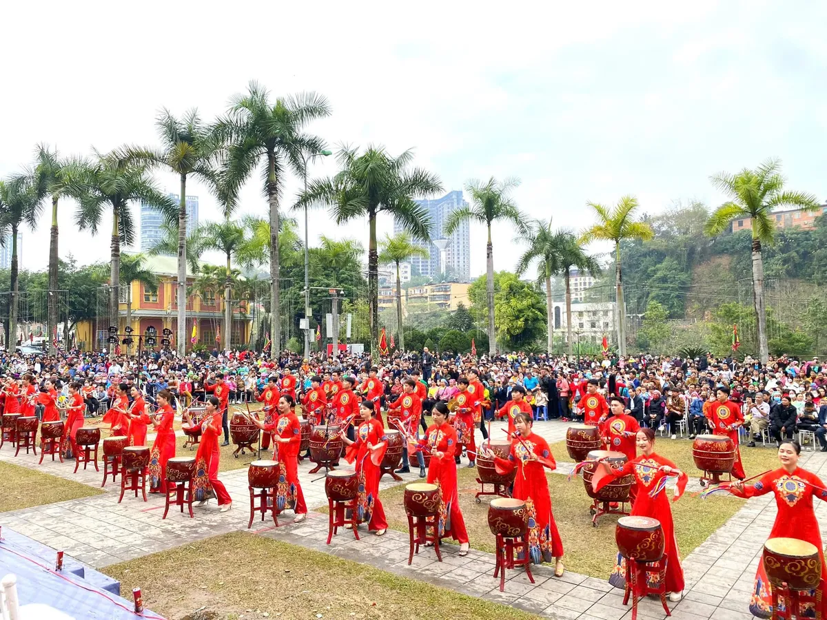 Lễ hội Đền Thượng Lào Cai: Điểm tựa tâm linh nơi biên cương Tổ quốc- Ảnh 1. Lễ hội Đền Thượng Lào Cai: Điểm tựa tâm linh nơi biên cương Tổ quốc- Ảnh 1.